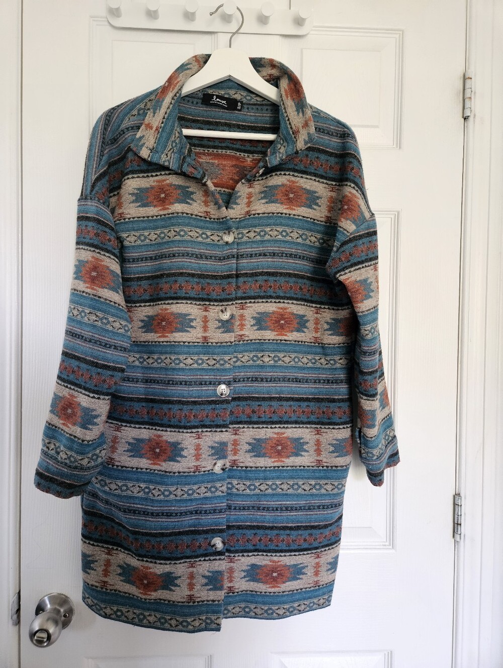 Made In Québec LOUVDESIGN Woven Aztec Pattern Button-Front Coat in Teal and Rust